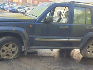 Jeep Cherokee 3  рест. KJ 2005