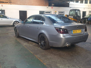 BMW 5 E60/E61 E60 2005