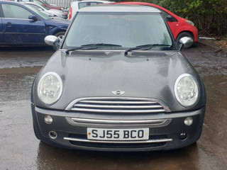 Mini Cooper рест. R50 2005