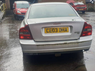 Volvo S80 2003