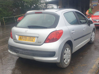 Peugeot 207 2009