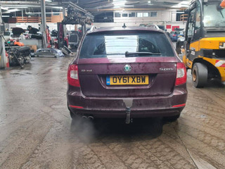 Skoda Superb 2 3T 2011