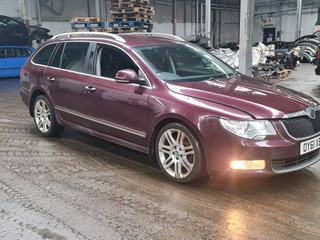 Skoda Superb 2 3T 2011