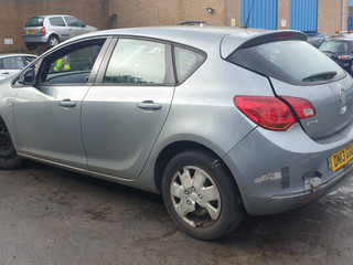 Opel Astra J рест. 2013