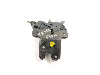 замок багажника Volkswagen Passat B6 2005, 2.0 л., TDi PD, BKP, дизель, 6МКПП, reflex silver / la7w, седан, передний привод, правый руль, 4E0827505C