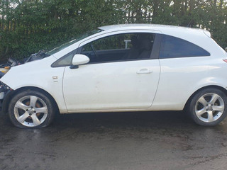 Opel Corsa D рест. 2011