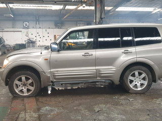 Mitsubishi Pajero 3 V70 2002