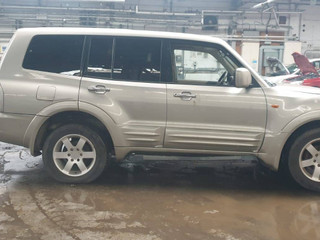 Mitsubishi Pajero 3 V70 2002