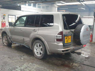 Mitsubishi Pajero 3 V70 2002