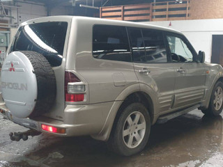 Mitsubishi Pajero 3 V70 2002
