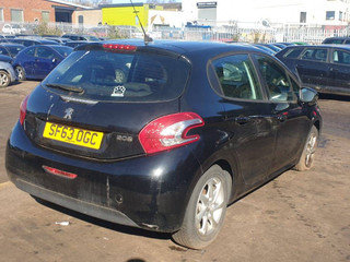 Peugeot 208 2013