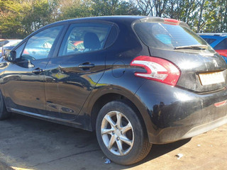 Peugeot 208 2013