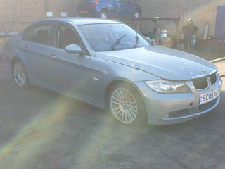 BMW 3 E90/E91/E92/E93 E90 2005
