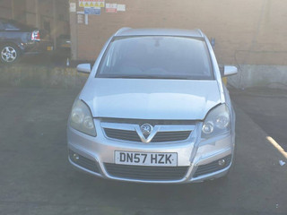 Opel Zafira 2  (B) 2007