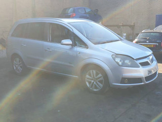 Opel Zafira 2  (B) 2007
