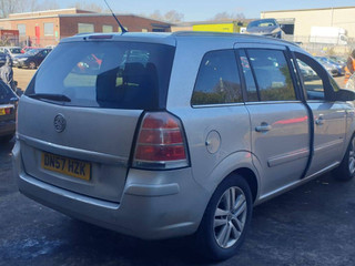 Opel Zafira 2  (B) 2007