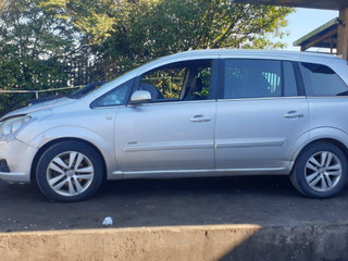 Opel Zafira 2  (B) 2007