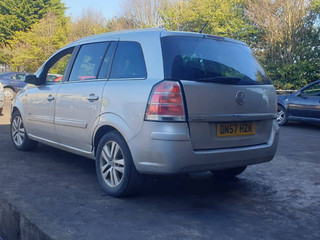 Opel Zafira 2  (B) 2007