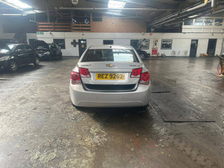 Chevrolet Cruze  J300 2010