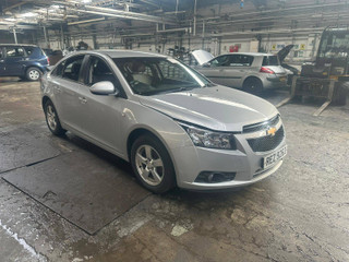 Chevrolet Cruze  J300 2010