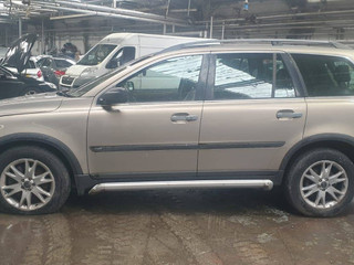 Volvo XC90 2003