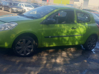 Renault Clio 3  рест. 2010