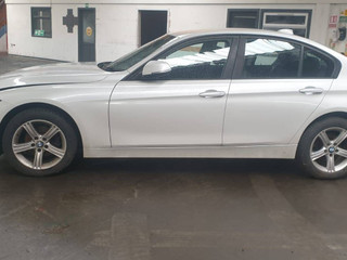 BMW 3 F30/F31/F34 F30 2013