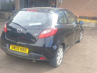 Mazda 2 DE 2009