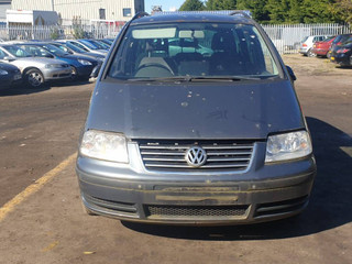 Volkswagen Sharan 2-й рест. 2006