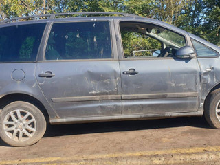 Volkswagen Sharan 2-й рест. 2006