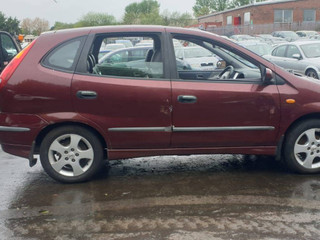 Nissan Almera Tino V10 рест. V10 2005