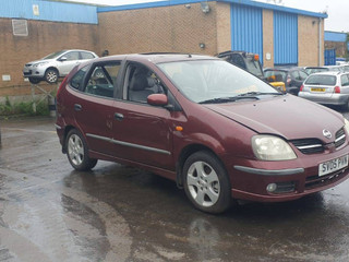 Nissan Almera Tino V10 рест. V10 2005
