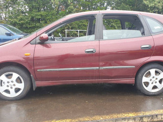 Nissan Almera Tino V10 рест. V10 2005