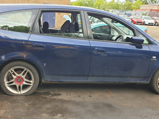 Honda Stream  RN3 2003