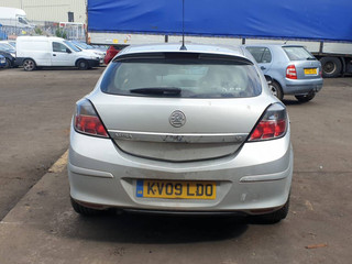 Opel Astra GTC H рест. 2009