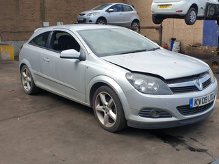 Opel Astra GTC H рест. 2009