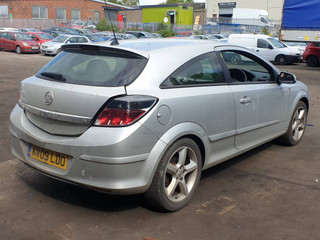Opel Astra GTC H рест. 2009