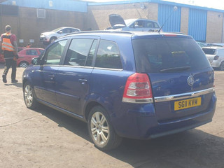 Opel Zafira 2  (B) рест. 2011