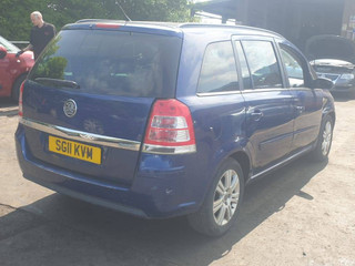 Opel Zafira 2  (B) рест. 2011