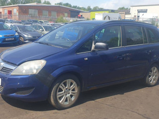 Opel Zafira 2  (B) рест. 2011