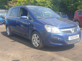 Opel Zafira 2  (B) рест. 2011