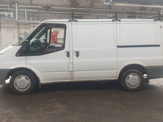 Ford Transit 7 2010