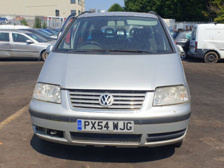 Volkswagen Sharan 2-й рест. 2004