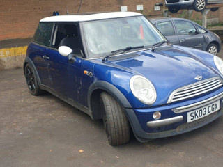 Mini Cooper  R50 2003