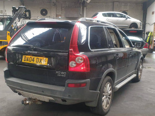 Volvo XC90 2004