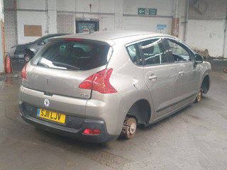 Peugeot 3008 2011