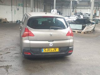 Peugeot 3008 2011
