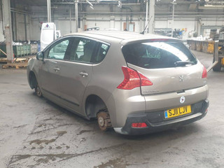Peugeot 3008 2011