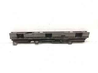 Кронштейн крепления порога BMW 3 серия F30/F31/F34 F30 2013, 2.0 л., D, N47 D20 C, дизель, 6МКПП, mineralweiss / a96, седан, задний привод, правый руль, 51777256915, 7256915