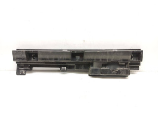 Кронштейн крепления порога BMW 3 серия F30/F31/F34 F30 2013, 2.0 л., D, N47 D20 C, дизель, 6МКПП, mineralweiss / a96, седан, задний привод, правый руль, 51777256917, 7256917